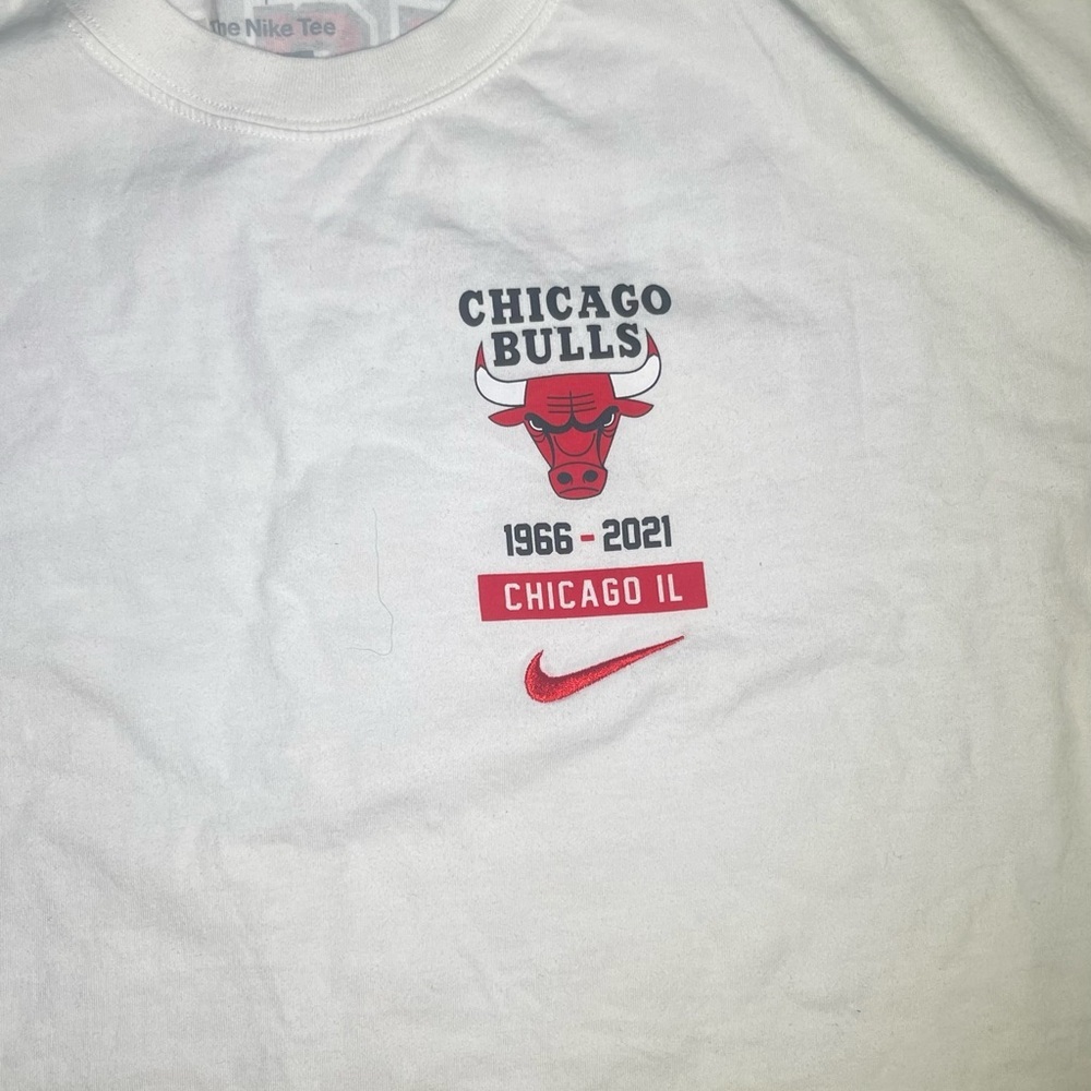 Nike Chicago Bulls White Courtside dynasty tee shirt size XL - Picture 4 of 6